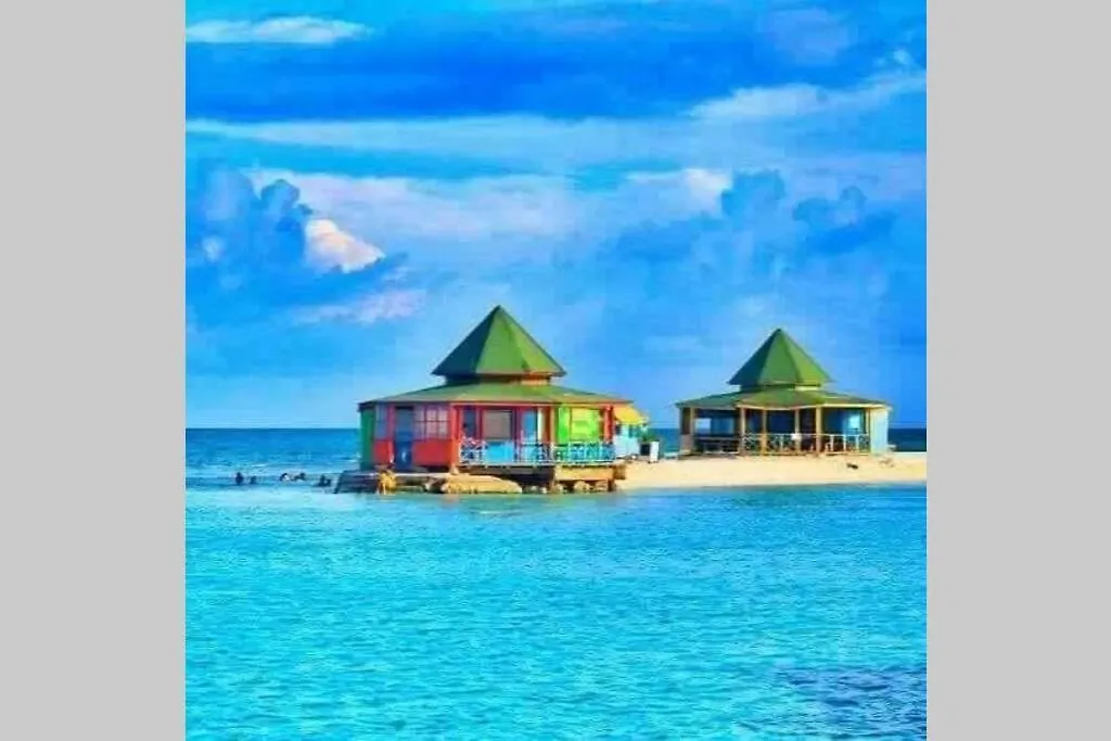 Hermoso y amplio apartamento con vista al mar San Andrés Colombia