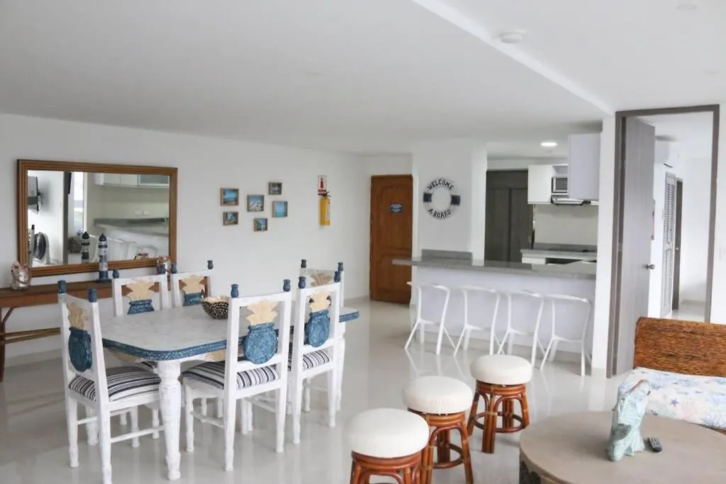 Hermoso y amplio apartamento con vista al mar San Andrés